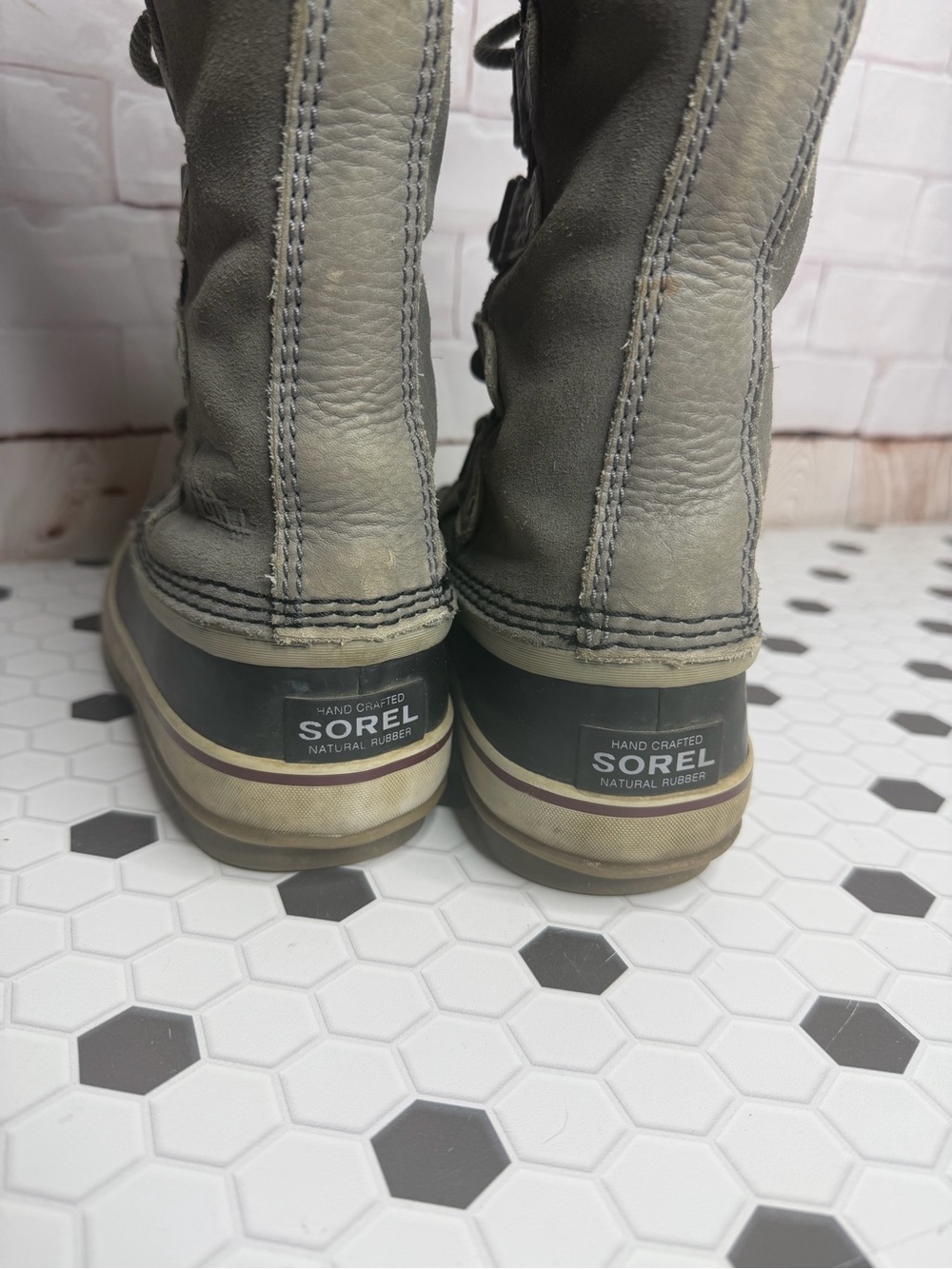 Sorel Joan of Arctic Faux Fur Winter Boots Women’s Size 7 Gray Waterproof - Picture 4 of 8